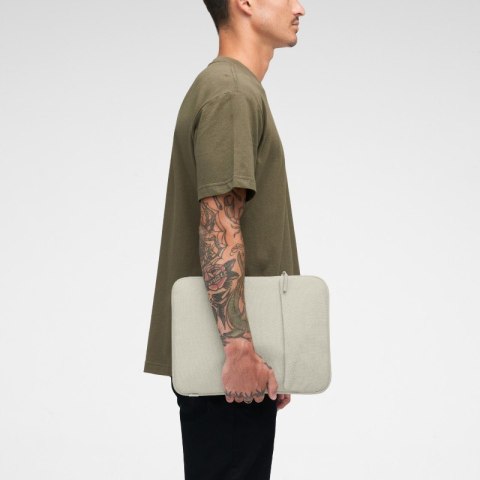 Incase Crosstown Sleeve with Woolenex - Pokrowiec z kieszenią MacBook Pro 14" (M4/M3/M2/M1/2024-2021) (Limestone) Incase Incase Crosstown Sleeve with Woolenex - Pokrowiec z kieszenią MacBook Pro 14" (M4/M3/M2/M1/2024-2021) (Limestone) Incase