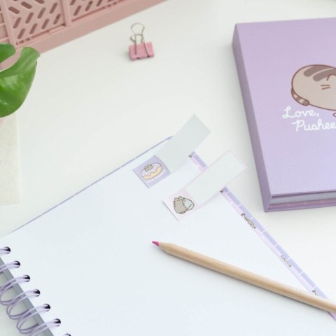 Pusheen - Planner tygodniowy z karteczkami samoprzylepnymi z kolekcji Moments (19,3 x 16,5 cm) Pusheen Pusheen - Planner tygodniowy z karteczkami samoprzylepnymi z kolekcji Moments (19,3 x 16,5 cm) Pusheen