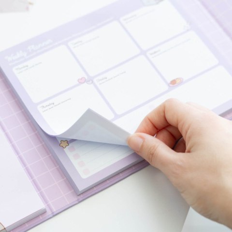 Pusheen - Planner tygodniowy z karteczkami samoprzylepnymi z kolekcji Moments (19,3 x 16,5 cm) Pusheen Pusheen - Planner tygodniowy z karteczkami samoprzylepnymi z kolekcji Moments (19,3 x 16,5 cm) Pusheen