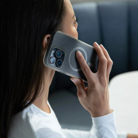 Incase Halo Case MagSafe - Etui iPhone 16 Pro Max (Oil Slick Smoke) Incase Incase Halo Case MagSafe - Etui iPhone 16 Pro Max (Oil Slick Smoke) Incase