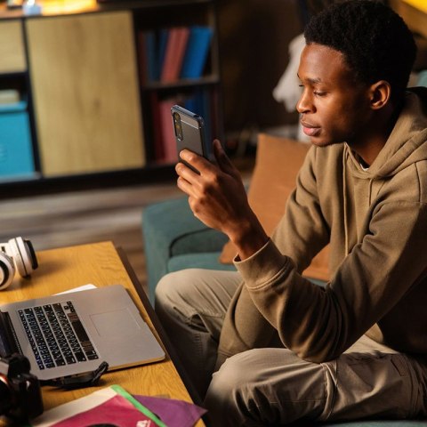 Spigen Rugged Armor - Etui do Sony Xperia 1 VI (Matte Black) Spigen Spigen Rugged Armor - Etui do Sony Xperia 1 VI (Matte Black) Spigen