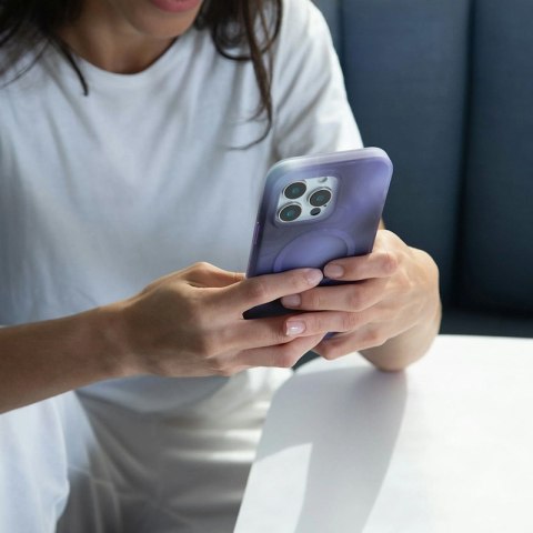 Incase Halo Case MagSafe - Etui iPhone 16 Pro (Oil Slick Lilac) Incase Incase Halo Case MagSafe - Etui iPhone 16 Pro (Oil Slick Lilac) Incase