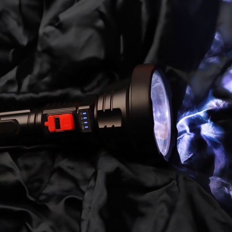 Latarka ręczna LED TORCH 1800mAh 600lm FLF-04 Forever Light Latarka ręczna LED TORCH 1800mAh 600lm FLF-04 Forever Light