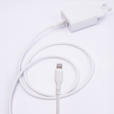 Maxlife kabel MFi MXUC-10 USB-C - Lightning 1,0 m 27W biały Maxlife kabel MFi MXUC-10 USB-C - Lightning 1,0 m 27W biały
