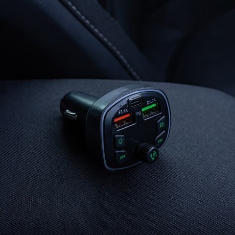 Forever transmiter FM Bluetooth TR-360 czarny Forever transmiter FM Bluetooth TR-360 czarny