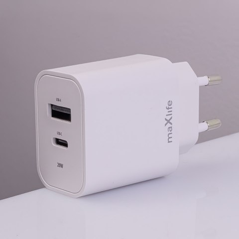 Maxlife ładowarka sieciowa PD QC MXTC-06-20AC 1x USB-C 1x USB 20W biała + kabel USB-C - USB-C 20W Maxlife ładowarka sieciowa PD QC MXTC-06-20AC 1x USB-C 1x USB 20W biała + kabel USB-C - USB-C 20W