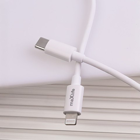 Maxlife ładowarka sieciowa PD QC MXTC-06-20C 1x USB-C 20W biała + kabel USB-C - Lightning 20W Maxlife ładowarka sieciowa PD QC MXTC-06-20C 1x USB-C 20W biała + kabel USB-C - Lightning 20W