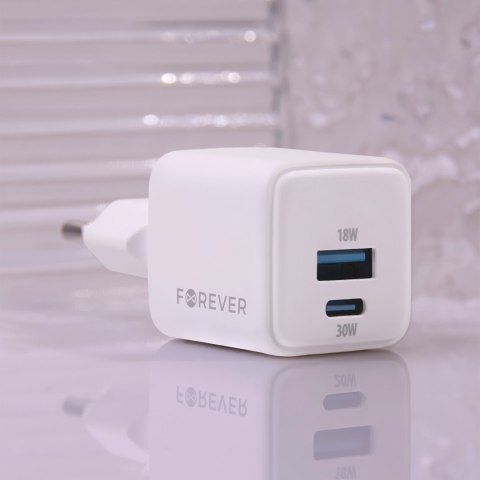 Forever ładowarka sieciowa GaN PD QC TC-08-30AC 1x USB-C 1x USB 30W biała Forever ładowarka sieciowa GaN PD QC TC-08-30AC 1x USB-C 1x USB 30W biała
