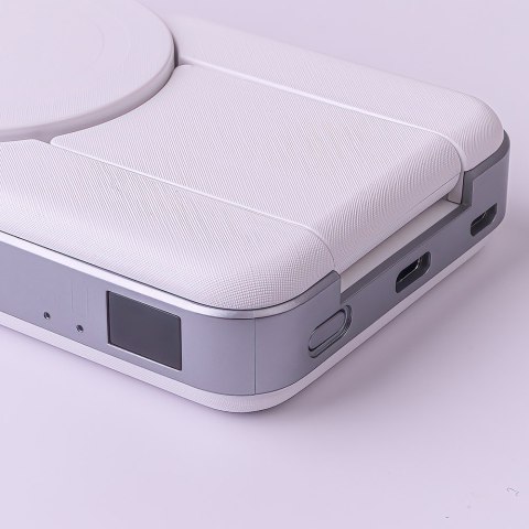 Forever power bank bezprzewodowy MATB-300 10000 mAh 3w1 biały Forever power bank bezprzewodowy MATB-300 10000 mAh 3w1 biały