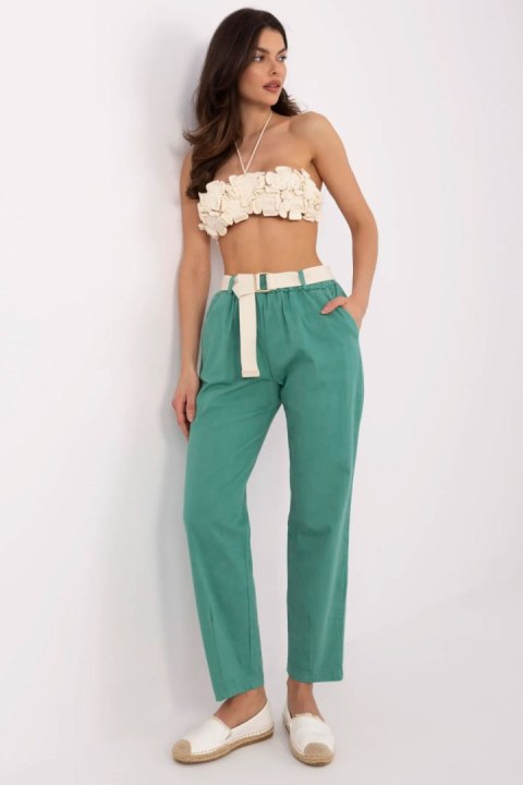 Spodnie Damskie Model DHJ-SP-20506.79 Pistacja - Italy Moda Spodnie Damskie Model DHJ-SP-20506.79 Pistacja - Italy Moda