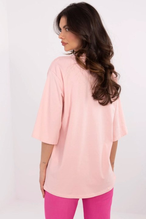 Tshirt Damski Model MI-TS-M736-1.36 Light Pink - Italy Moda Tshirt Damski Model MI-TS-M736-1.36 Light Pink - Italy Moda