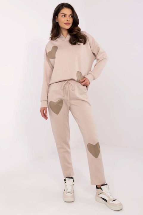 Spodnie Komplet Model MI-KMPL-M61431.68P Beige - Italy Moda Spodnie Komplet Model MI-KMPL-M61431.68P Beige - Italy Moda