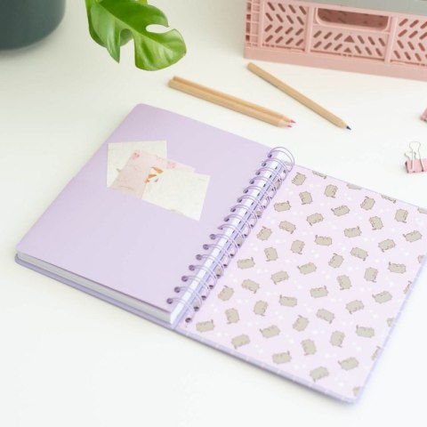 Pusheen - Notatnik A5 z kolekcji Moments Pusheen Pusheen - Notatnik A5 z kolekcji Moments Pusheen