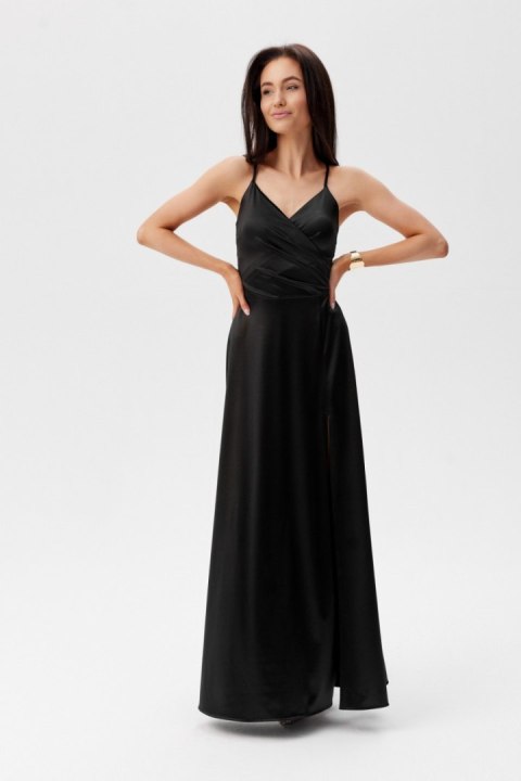 Serena - satynowa sukienka maxi sznurowana na plecach Roco Fashion Serena - satynowa sukienka maxi sznurowana na plecach Roco Fashion