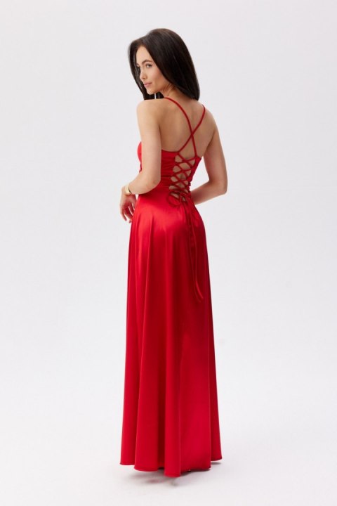 Serena - satynowa sukienka maxi sznurowana na plecach Roco Fashion Serena - satynowa sukienka maxi sznurowana na plecach Roco Fashion