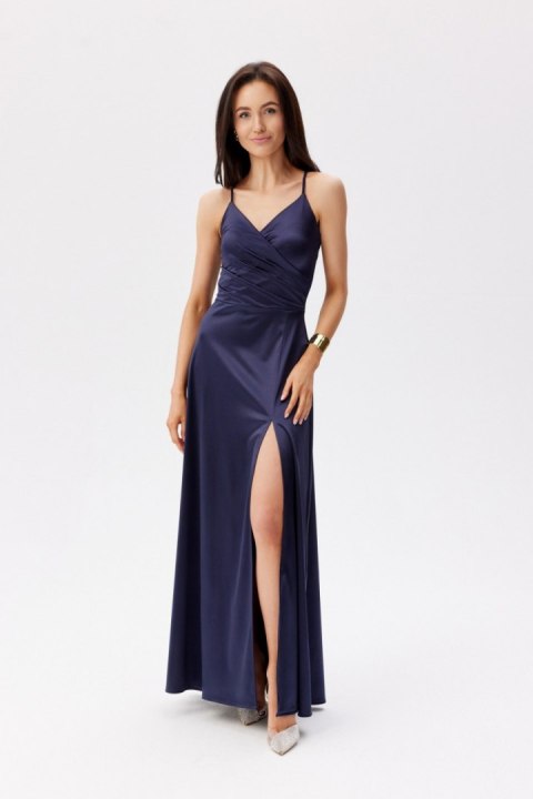 Serena - satynowa sukienka maxi sznurowana na plecach Roco Fashion Serena - satynowa sukienka maxi sznurowana na plecach Roco Fashion