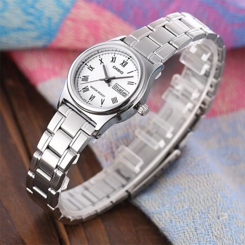 Casio ZEGAREK DAMSKI CASIO LTP-V006D-7B + BOX Casio ZEGAREK DAMSKI CASIO LTP-V006D-7B + BOX
