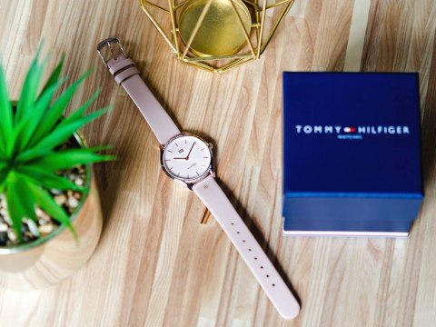 Tommy Hilfiger ZEGAREK DAMSKI TOMMY HILFIGER 1782215 (zf537a) Tommy Hilfiger ZEGAREK DAMSKI TOMMY HILFIGER 1782215 (zf537a)