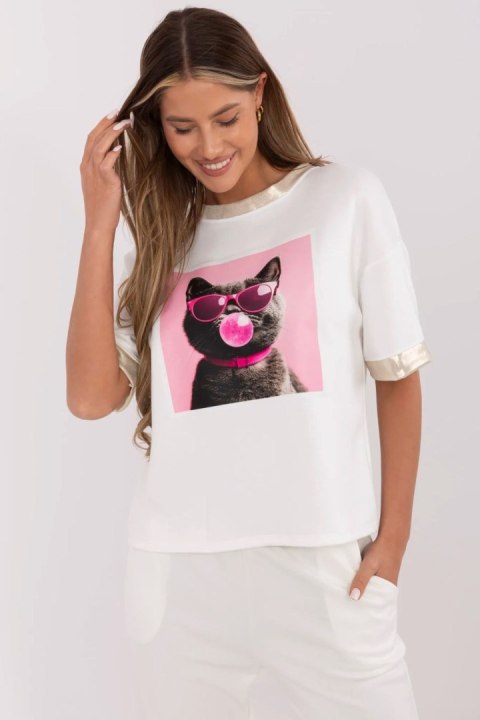 Bluzka Model MI-BZ-M61771.81 Ecru - Italy Moda Bluzka Model MI-BZ-M61771.81 Ecru - Italy Moda