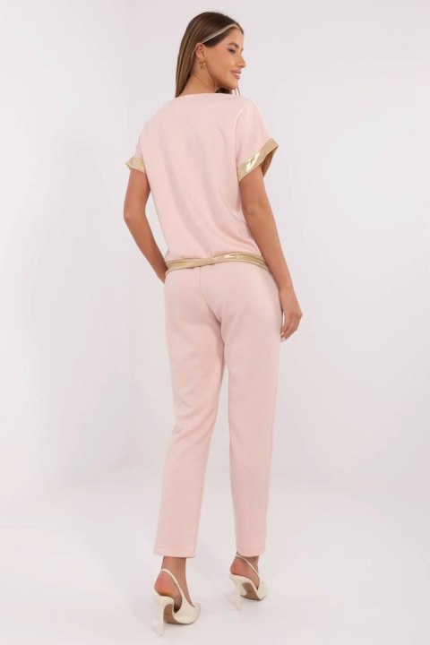 Spodnie Komplet Model MI-KMPL-M6196.28 Brzoskwinia - Italy Moda Spodnie Komplet Model MI-KMPL-M6196.28 Brzoskwinia - Italy Moda